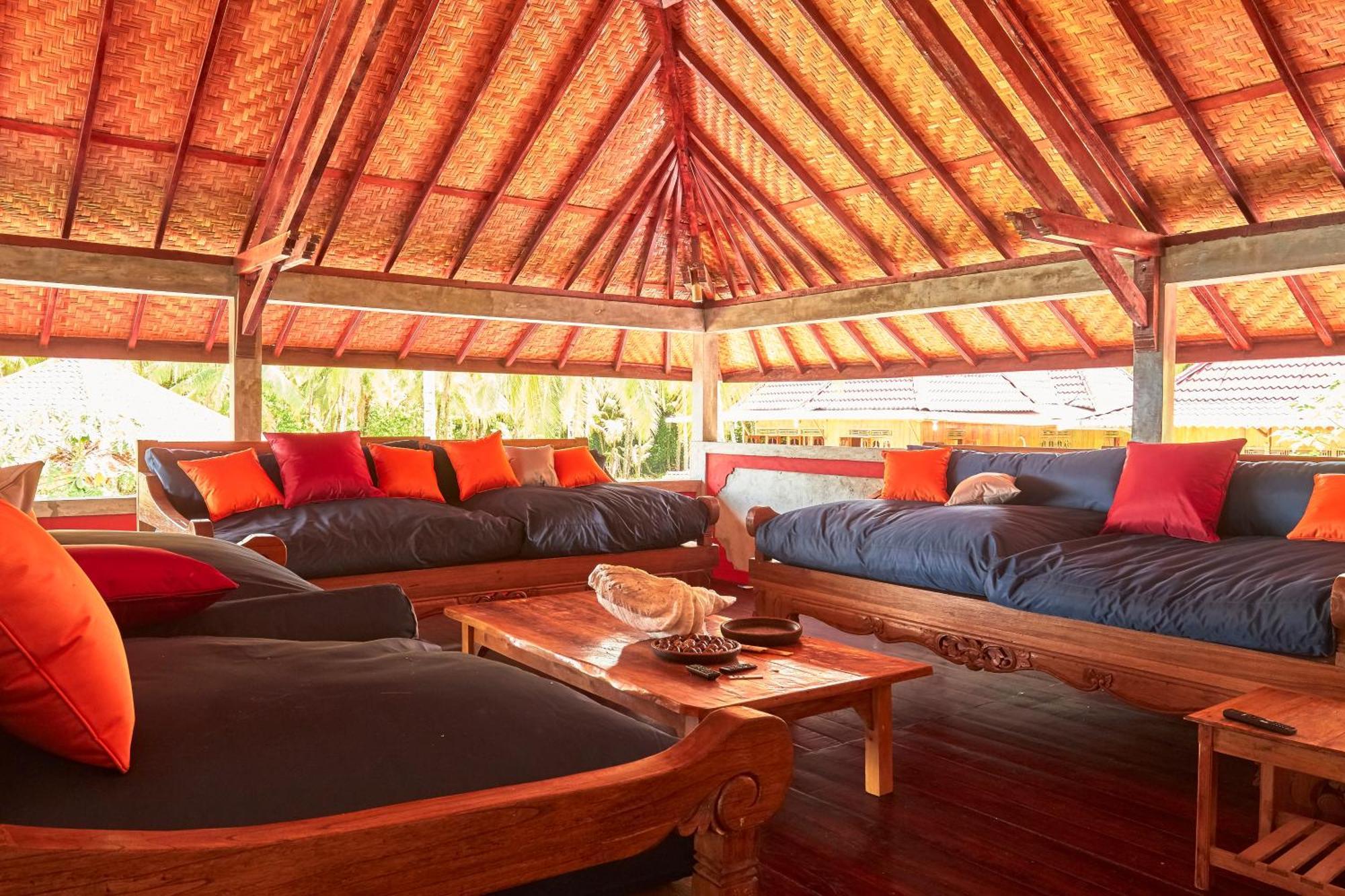 Puri Asu Resort Palau Asu Экстерьер фото